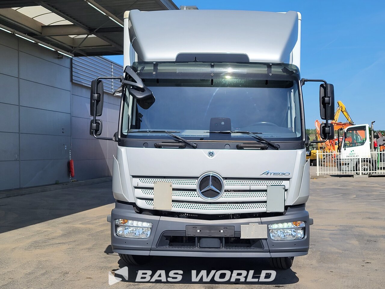 Other : Mercedes Atego 1223 Carrosseries fourgons