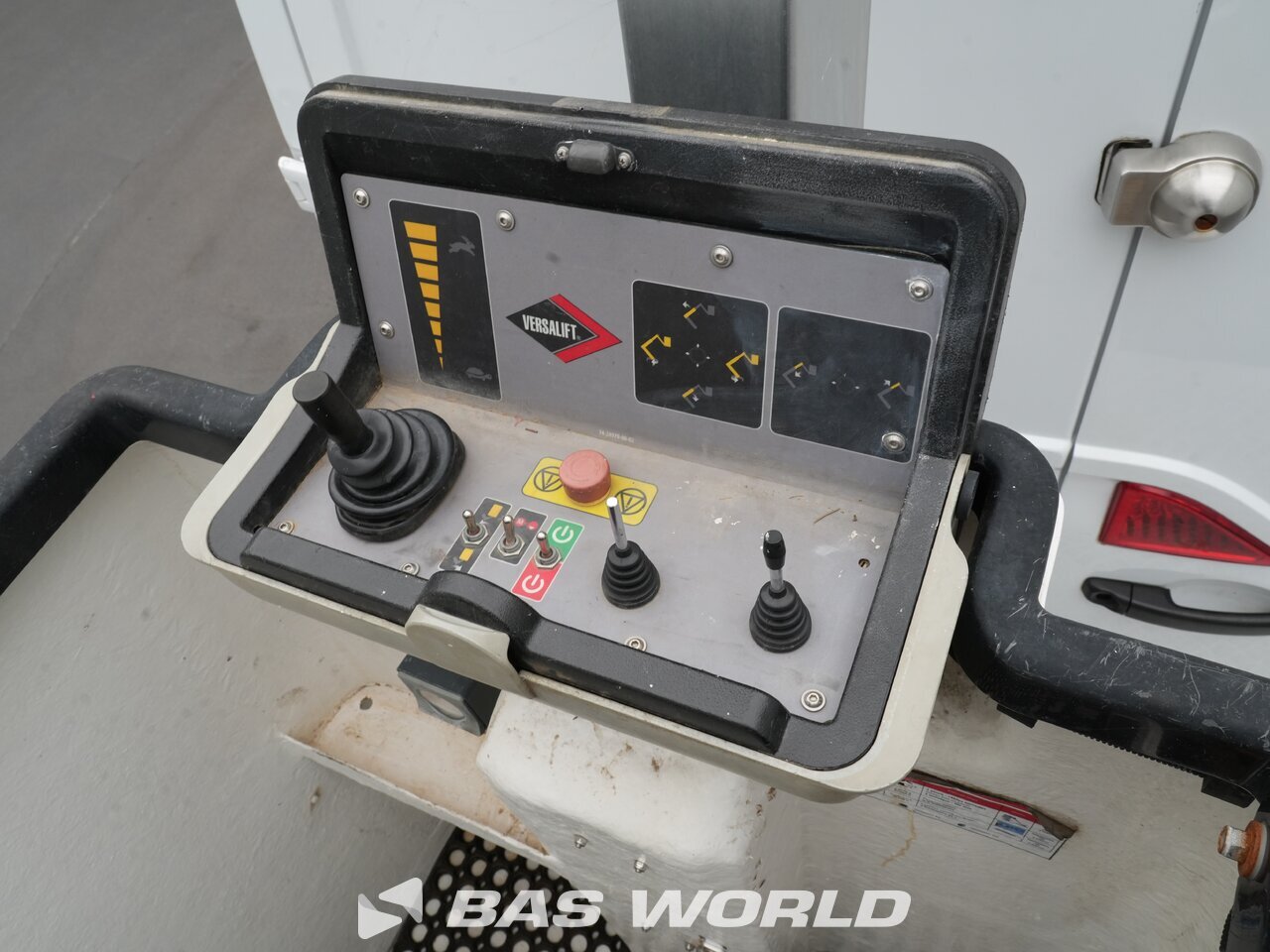 Other : Renault Master 145PK Hydraulisk arbetsplattform
