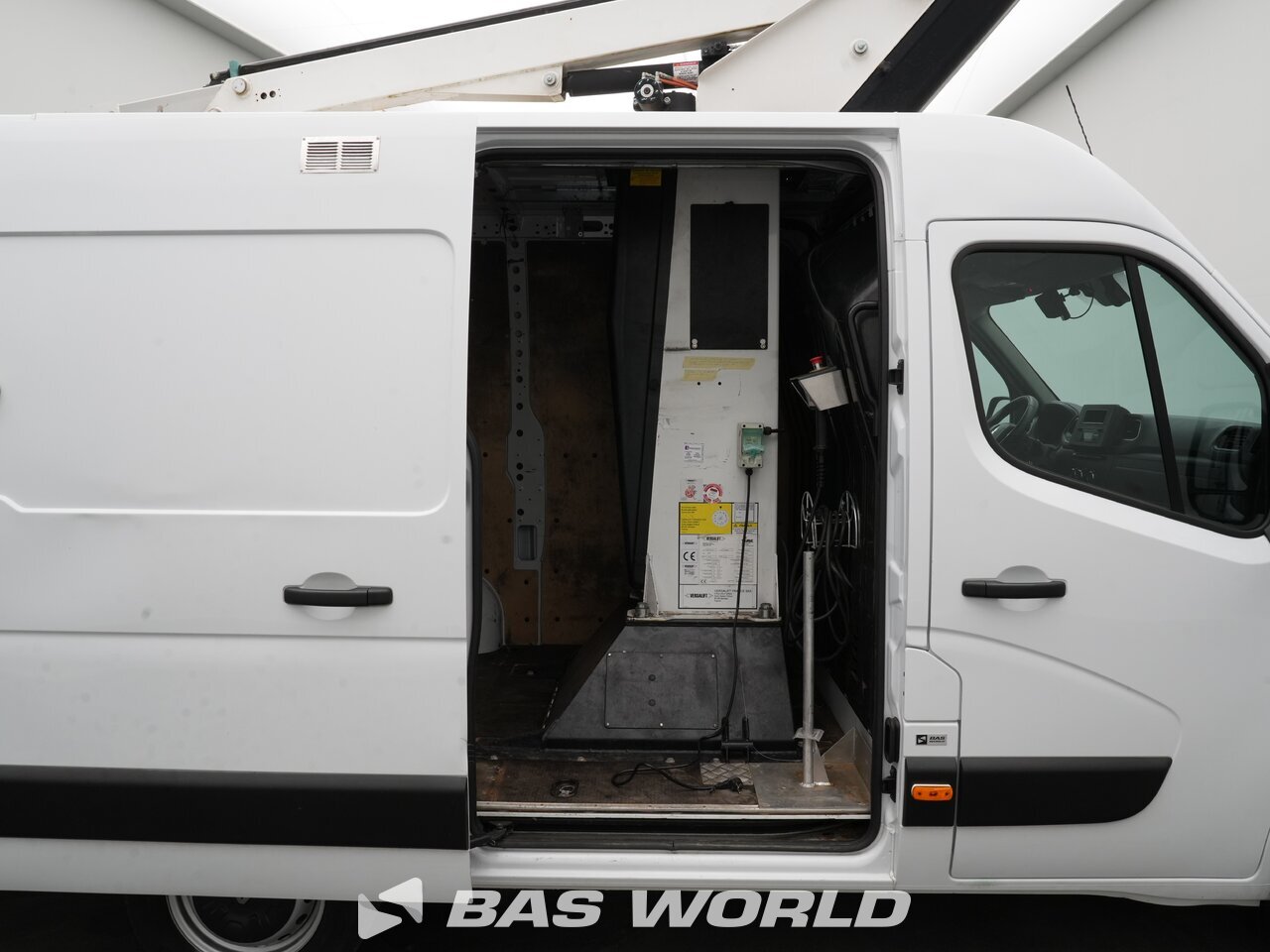 Other : Renault Master 145PK Hydraulisk arbetsplattform