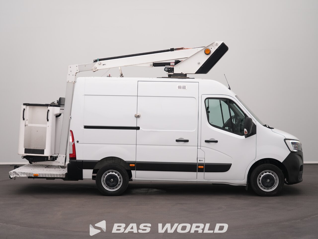 Other : Renault Master 145PK Hydraulisk arbetsplattform