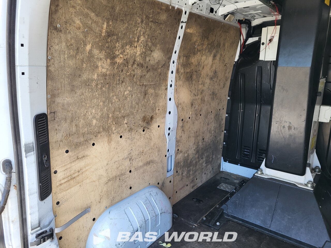 Other : Renault Master 145PK Hydraulisk arbetsplattform