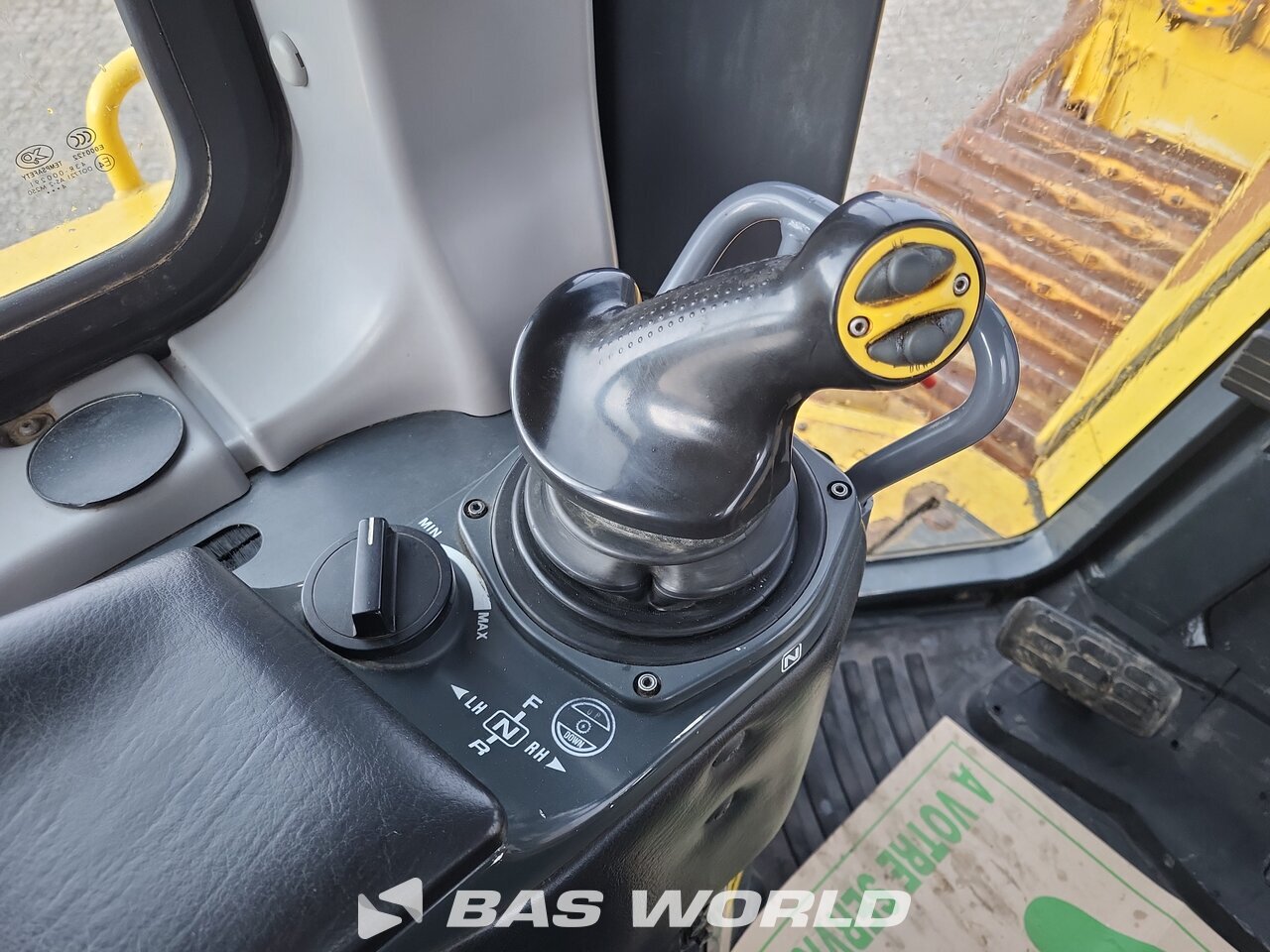 Other : Komatsu D65 PX -18 Buldožer gusjeničari