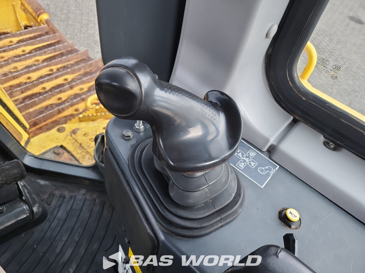 Other : Komatsu D65 PX -18 Buldožer gusjeničari