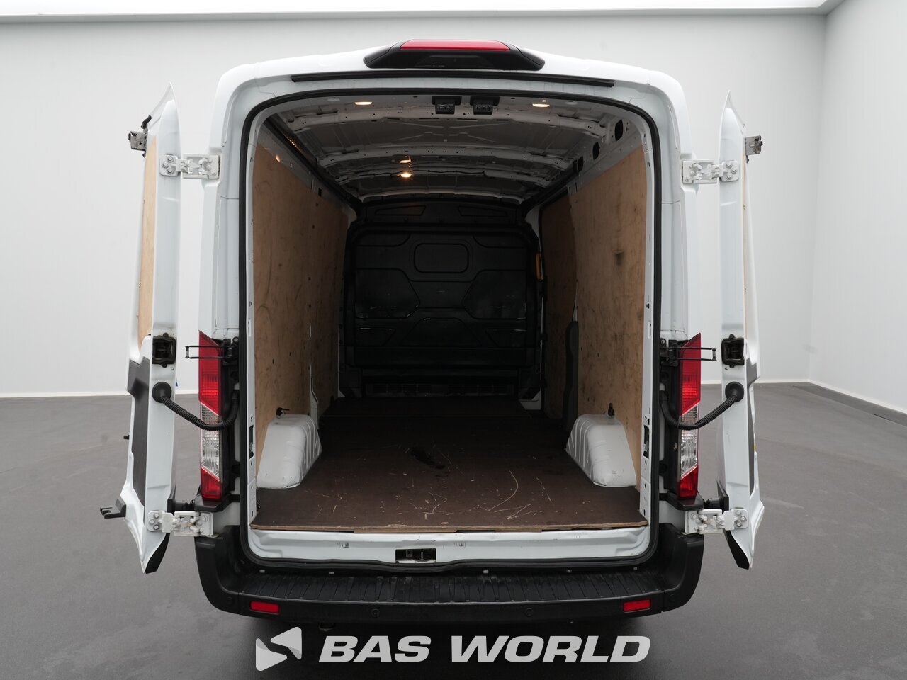 Other : Ford e-Transit 184pk Closed box van