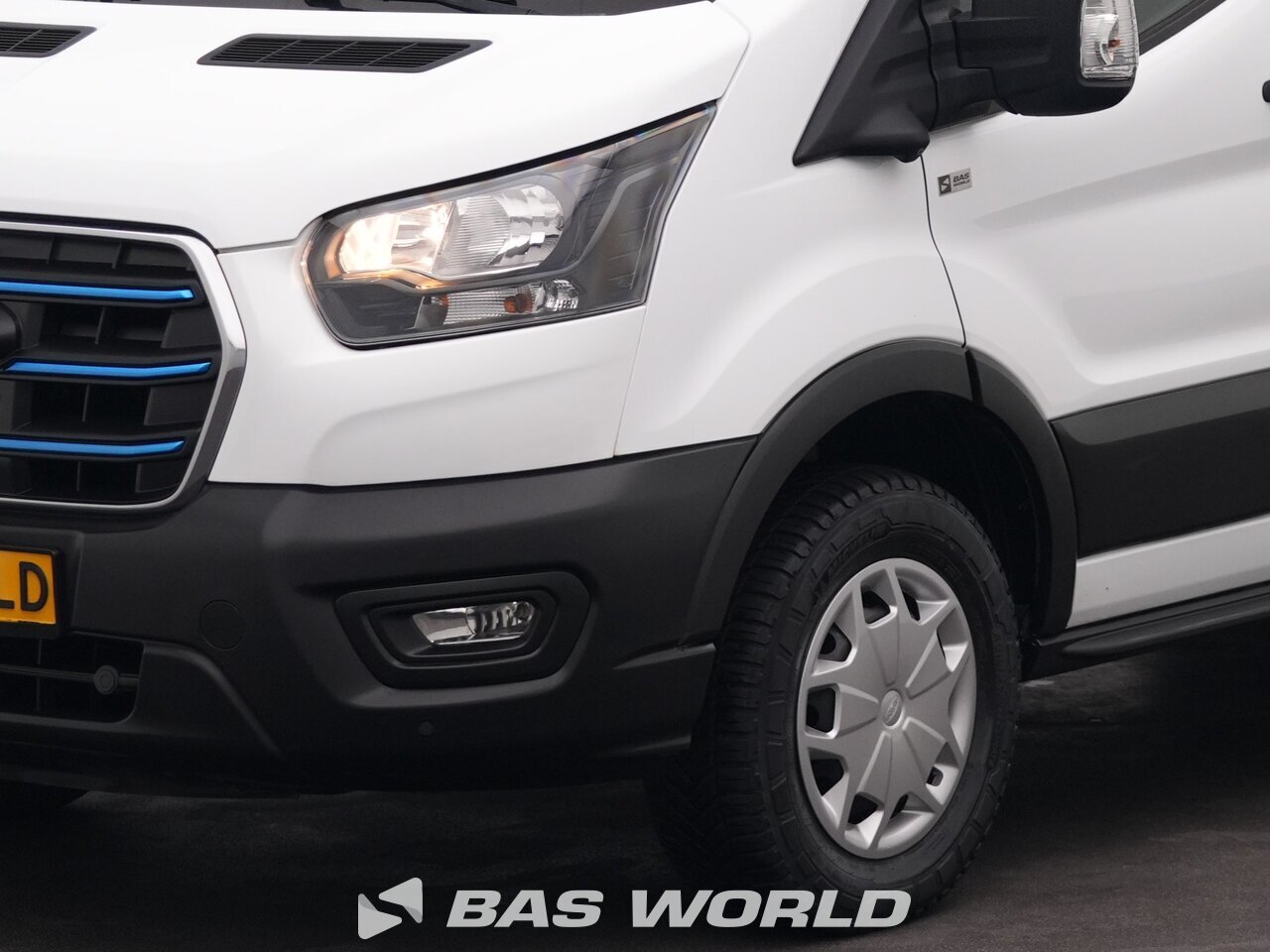 Other : Ford e-Transit 184pk Closed box van