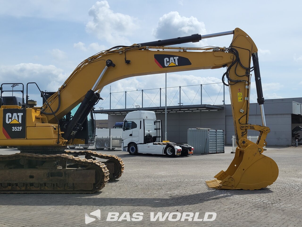 Other : Caterpillar 352 F гусеничный экскаватор
