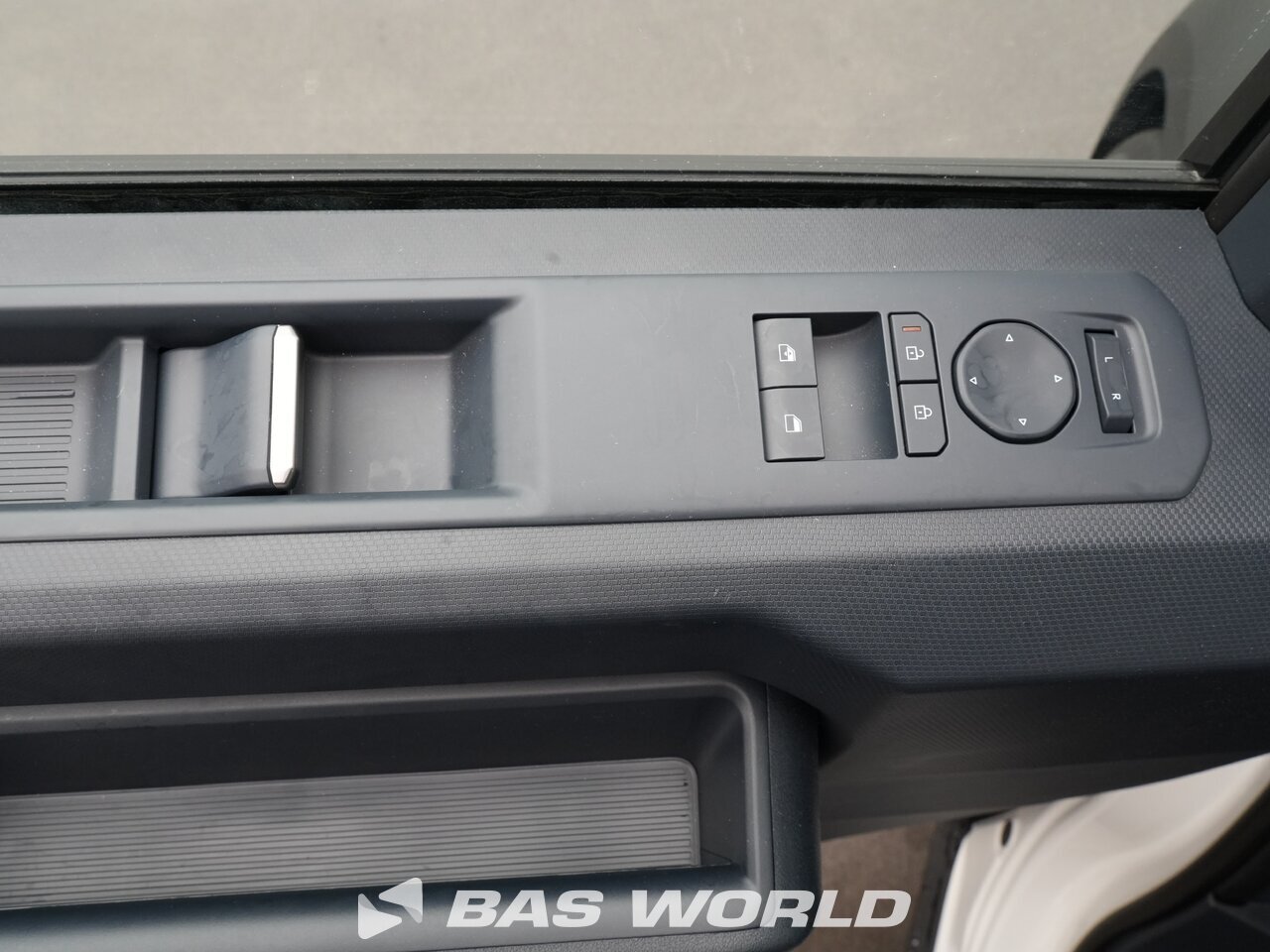Other : KIA PV5 Duba închisă