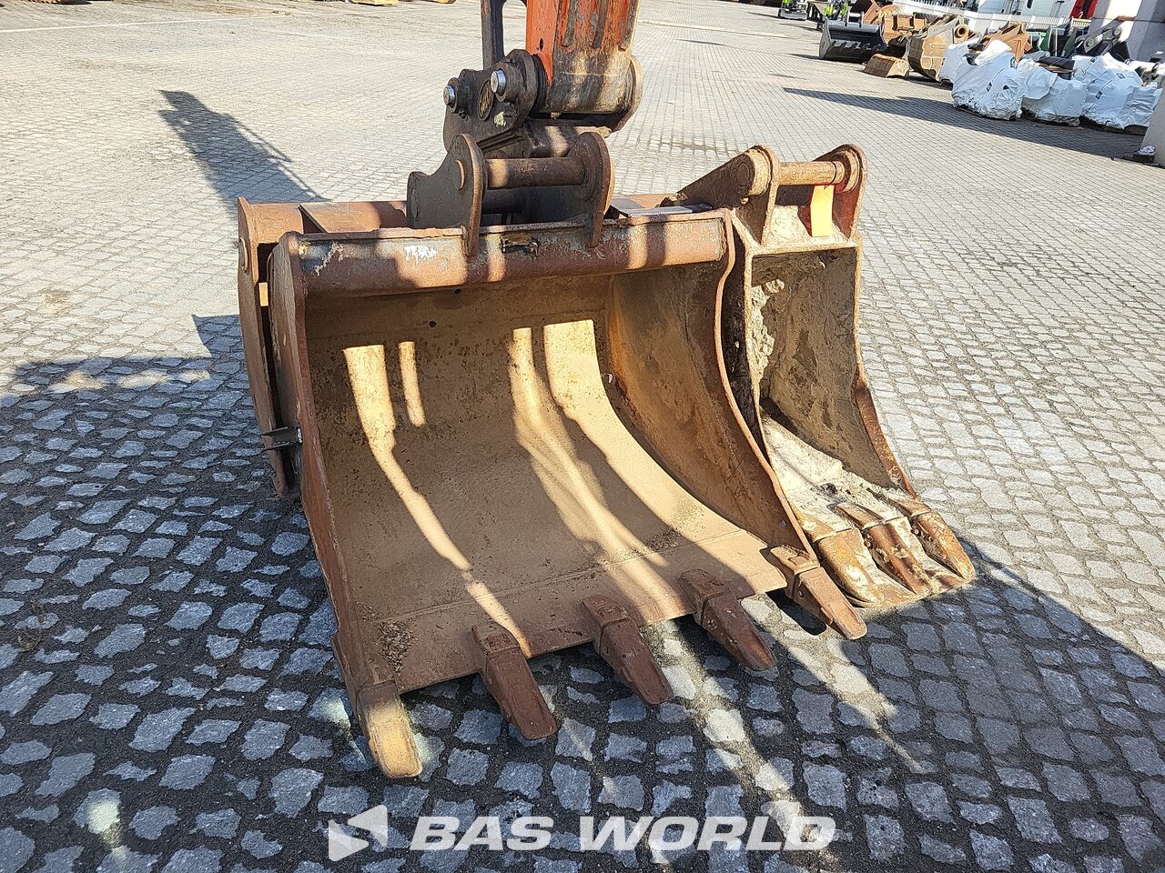 Other : Doosan DX140 LC-5 حفارة مجنزرة