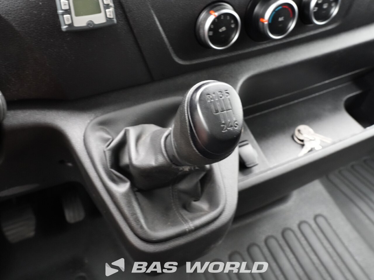 Other : Renault Master 145PK Öppen