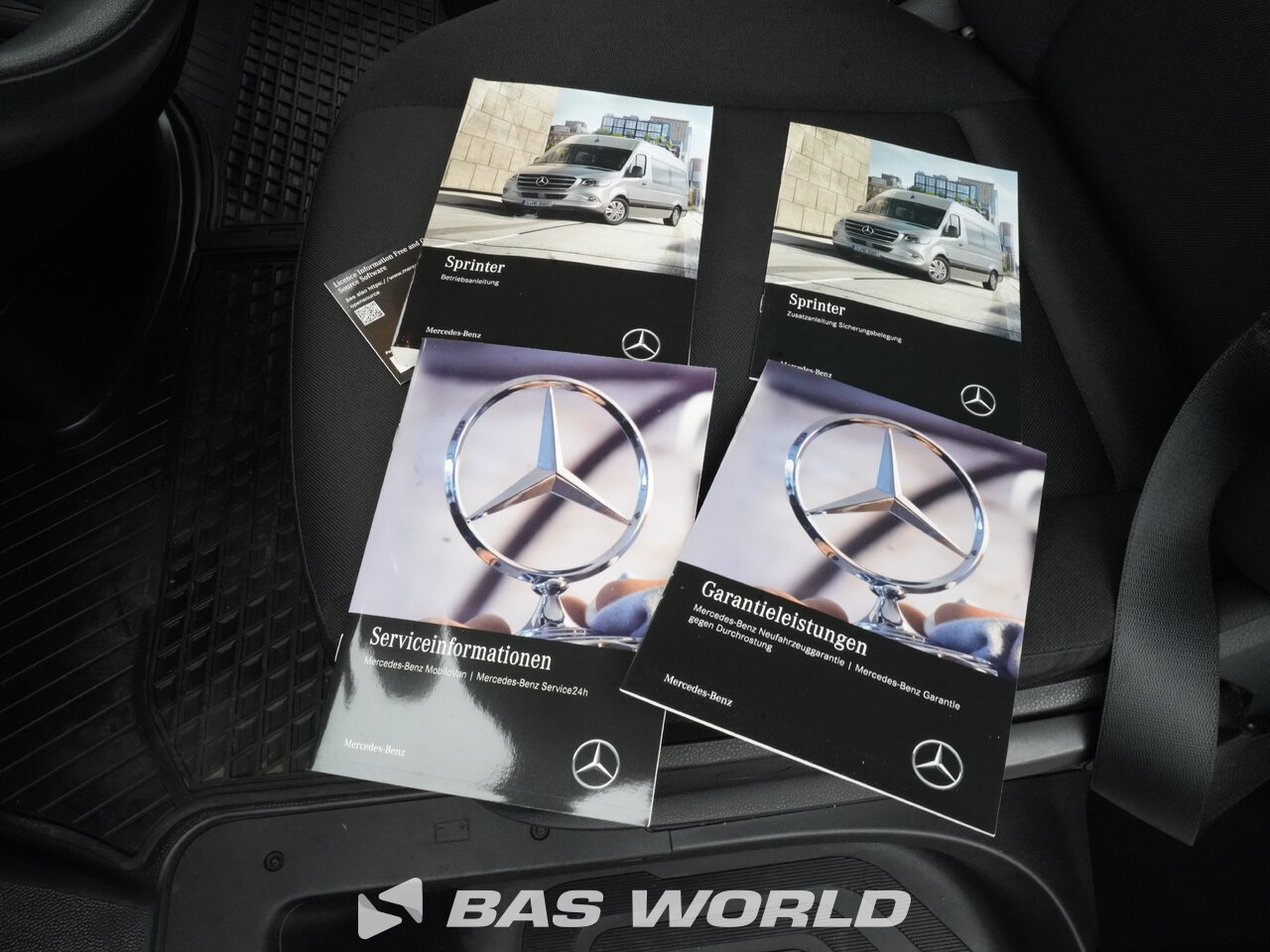 Other : Mercedes Sprinter 215 CDI Closed box van