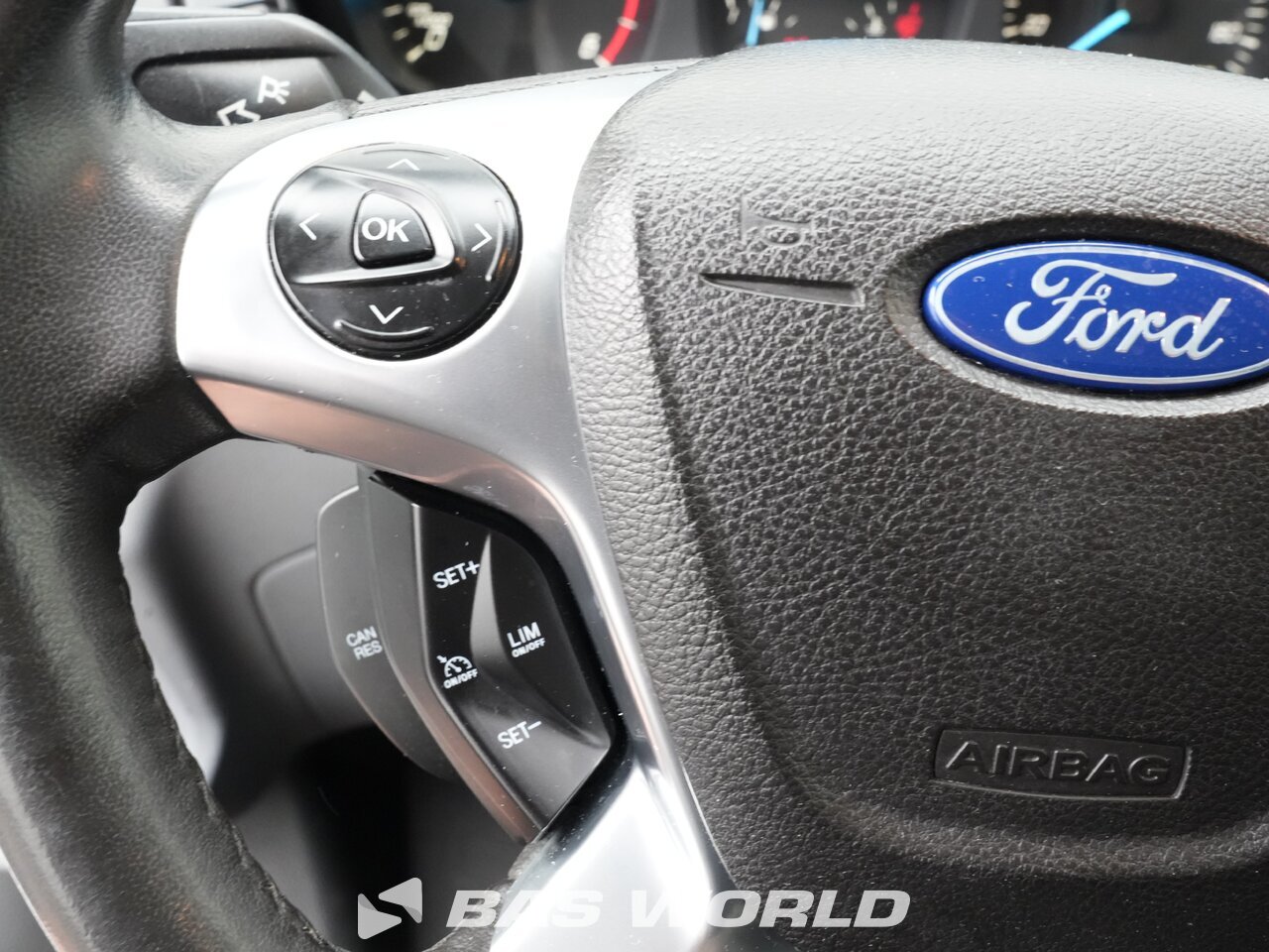 Other : Ford Transit 130pk Furgão