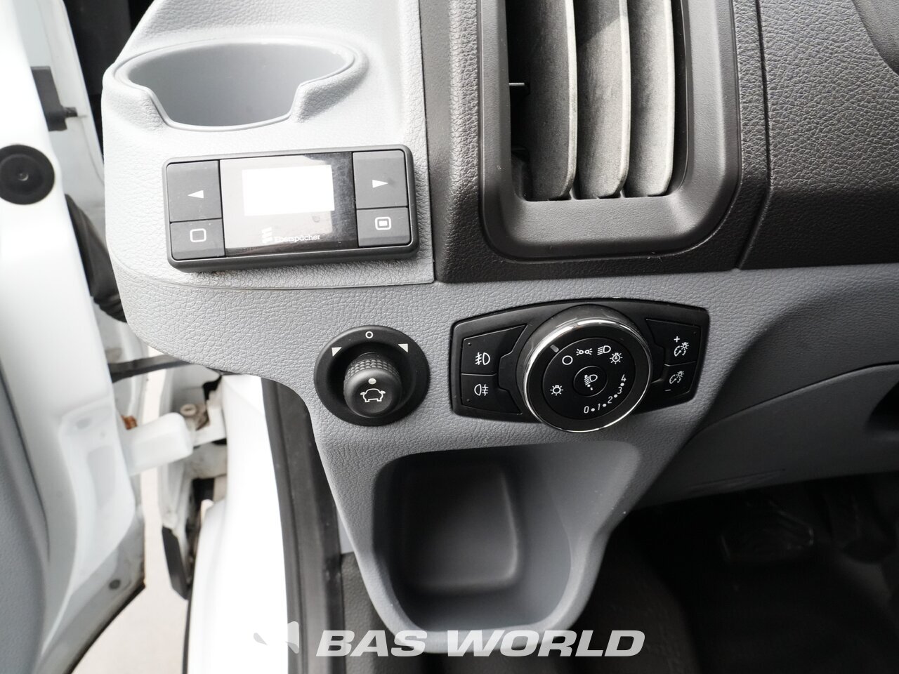 Other : Ford Transit 130pk Furgão