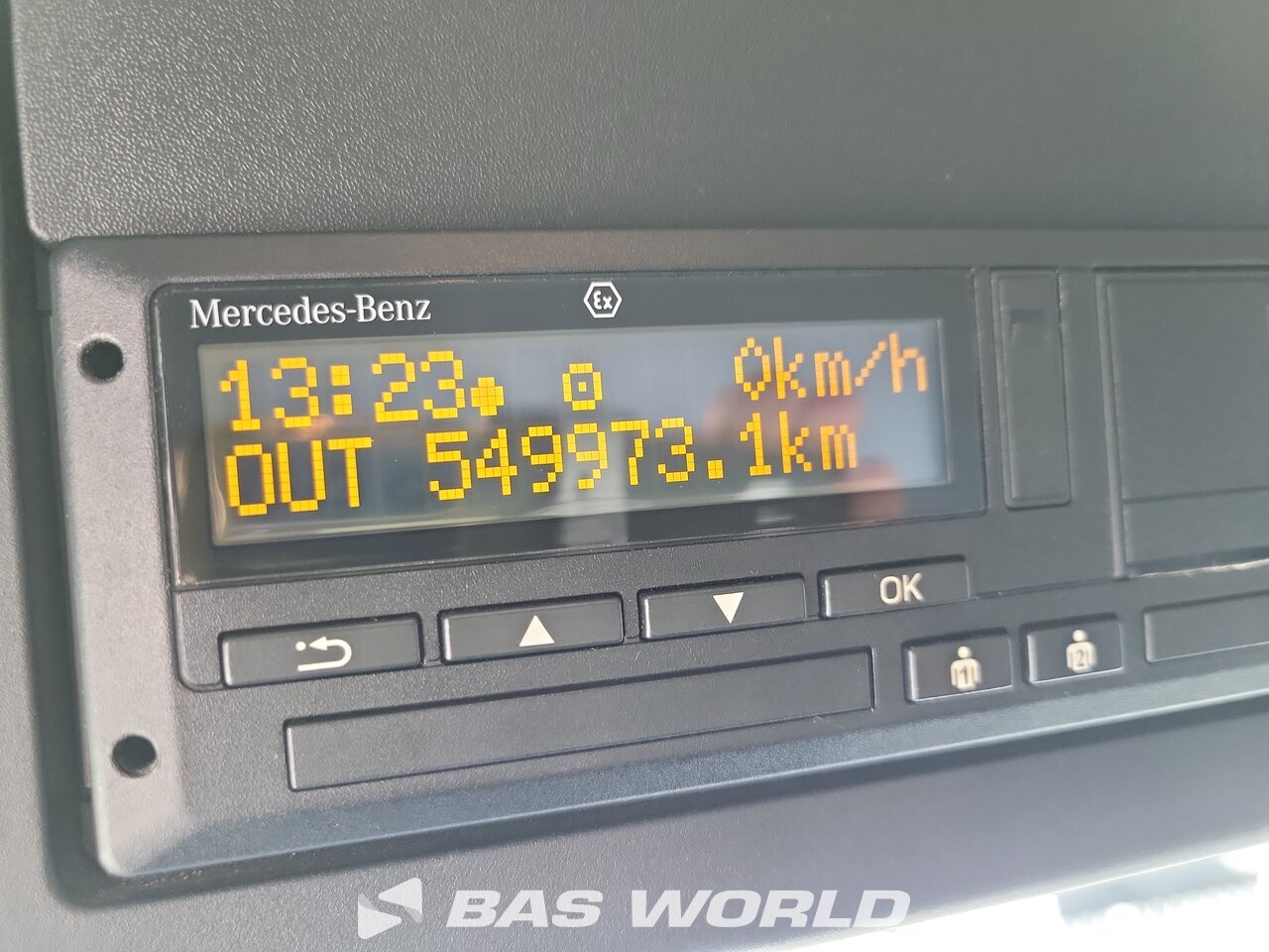 Other : Mercedes Antos 1827 Carrosseries fourgons