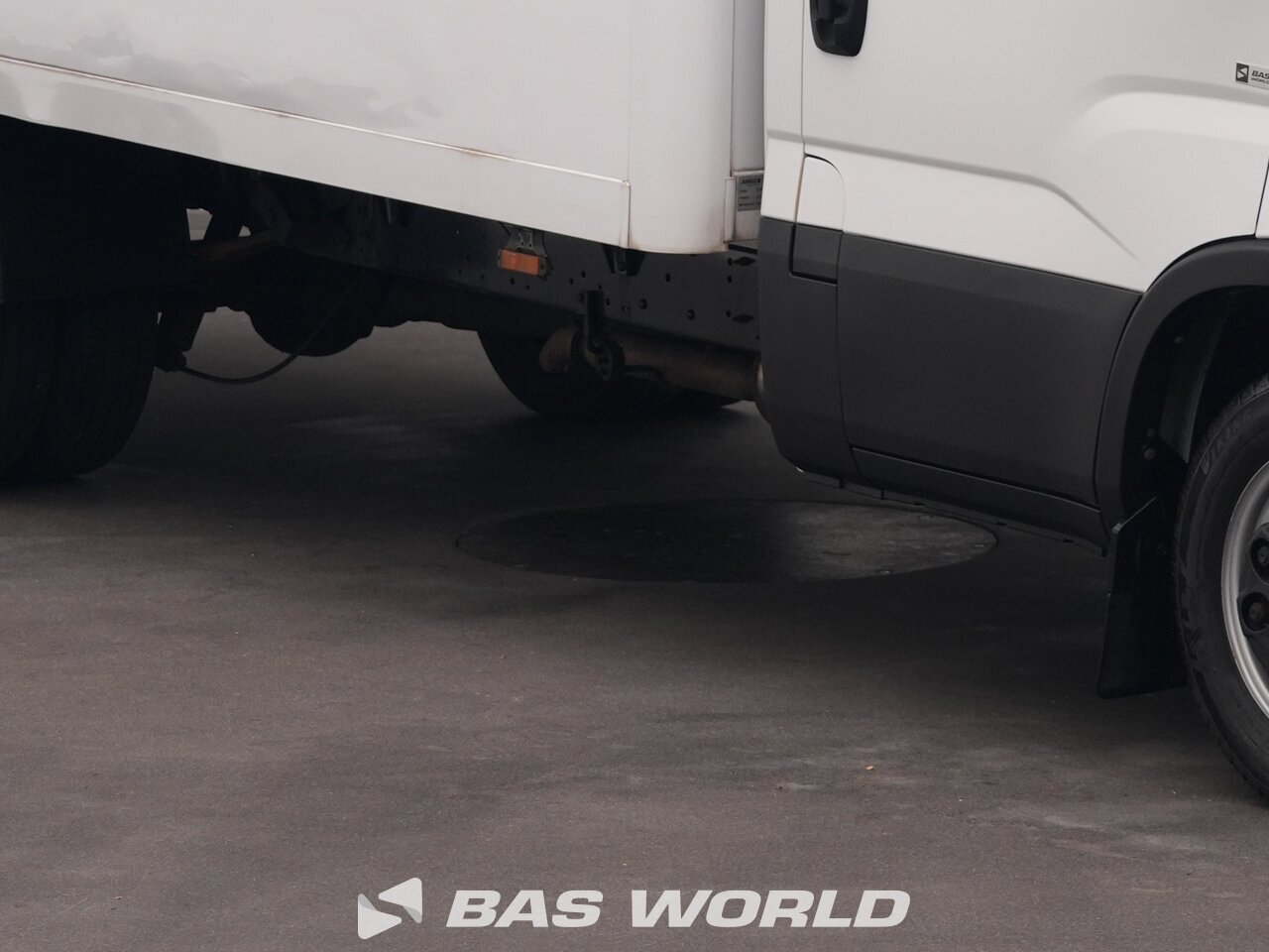 Other : Iveco Daily 35C16 Stängda lastbilskarosser
