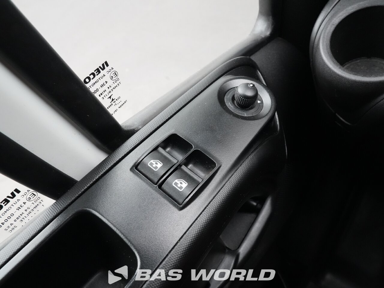 Other : Iveco Daily 35C16 Stängda lastbilskarosser