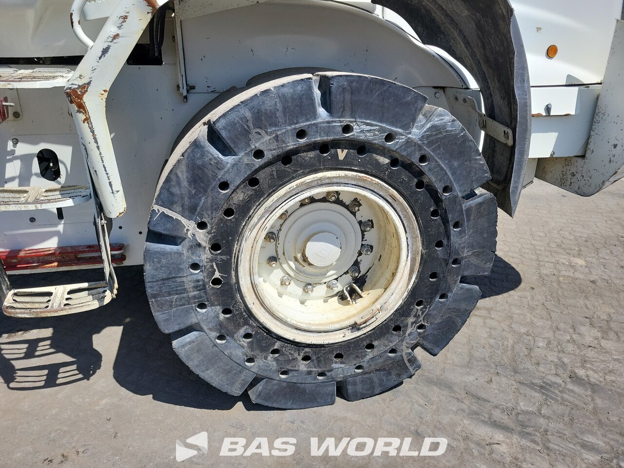 Other : Case 721 G Carregadoras de rodas