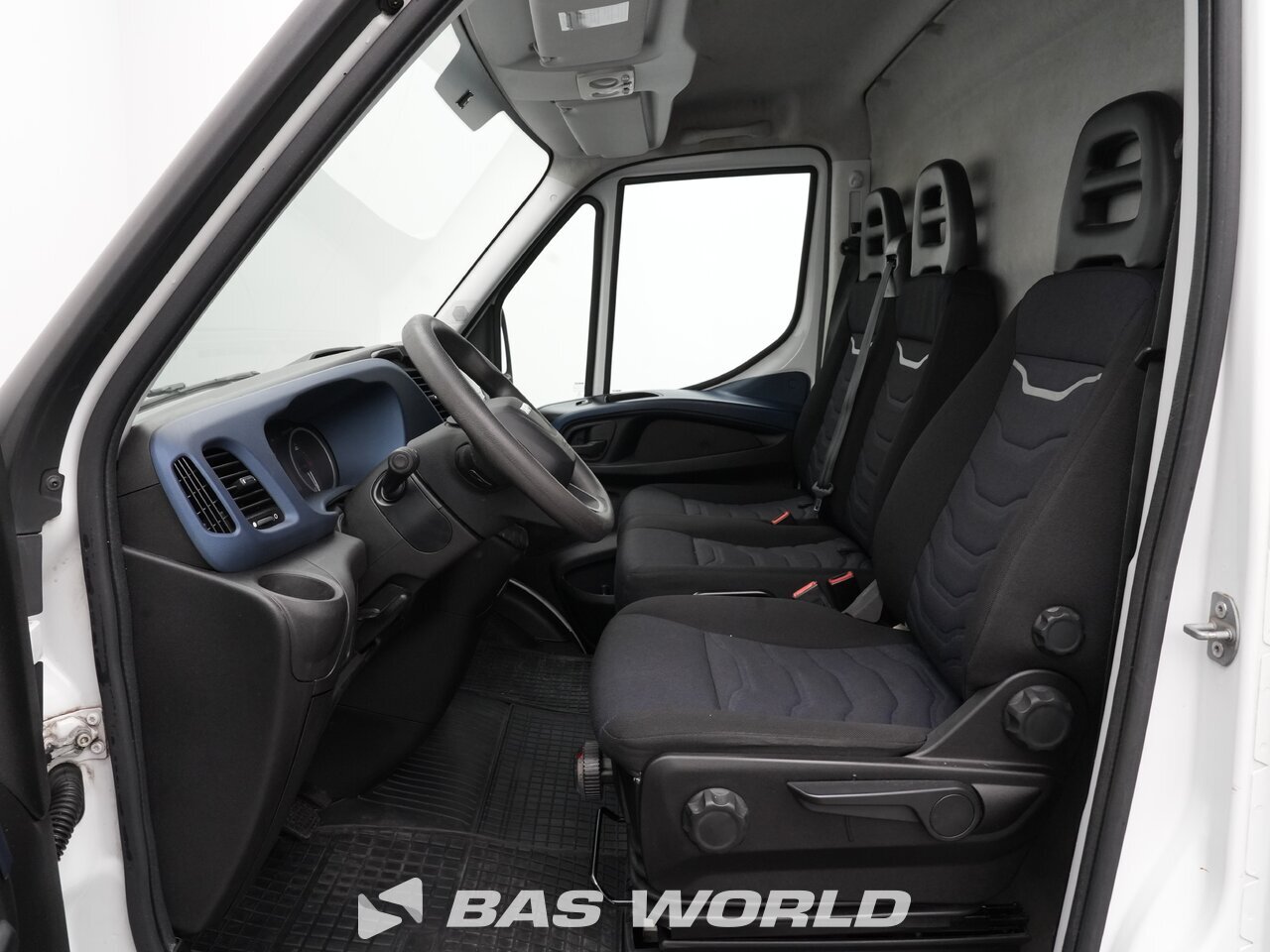 Other : Iveco Daily 35C18 Duba închisă