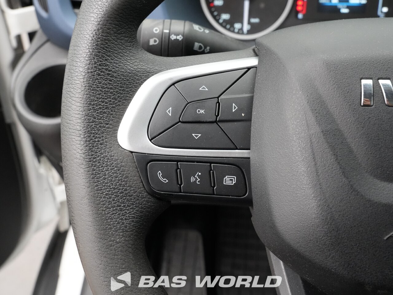 Other : Iveco Daily 35C18 Duba închisă
