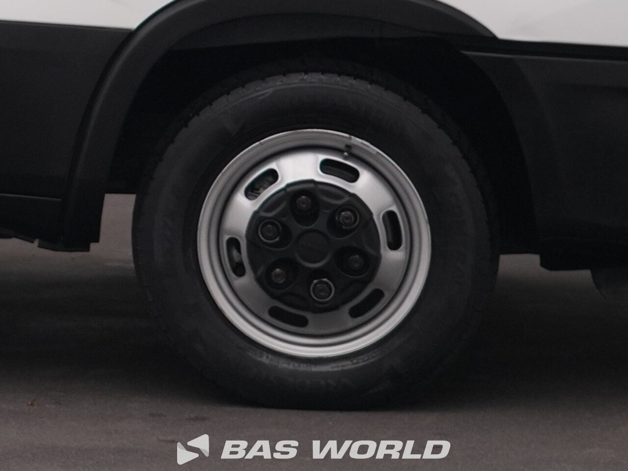 Other : Iveco Daily 35C18 Duba închisă