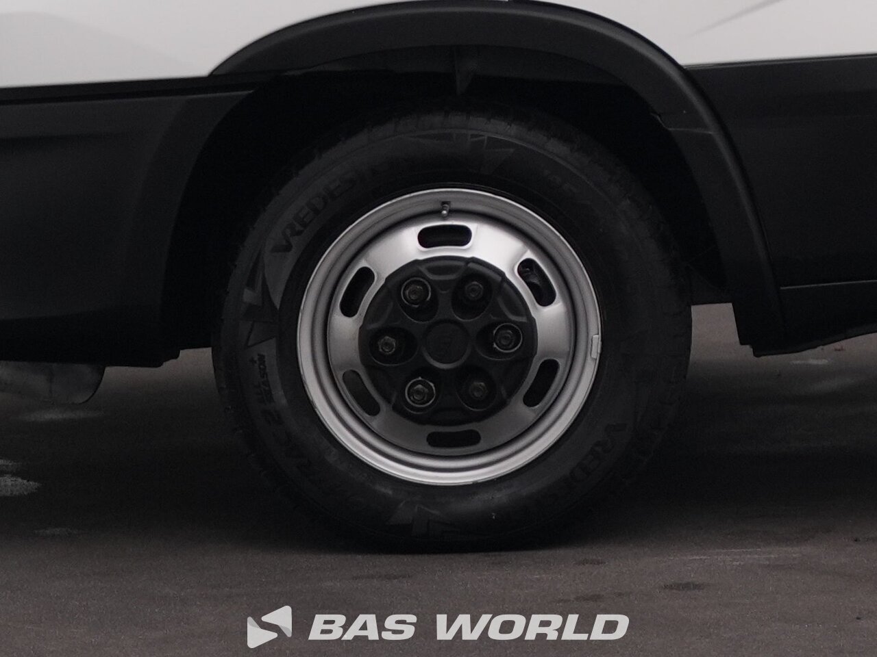 Other : Iveco Daily 35C18 Duba închisă
