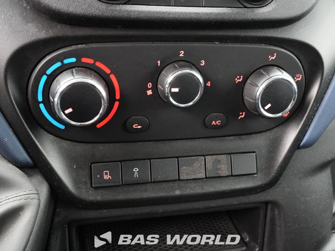 Other : Iveco Daily 35C18 Duba închisă