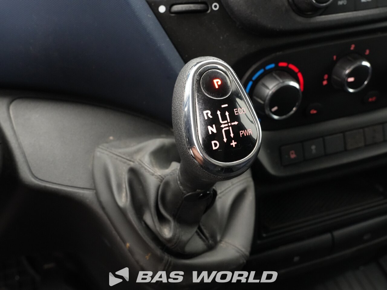 Other : Iveco Daily 35C18 Duba închisă