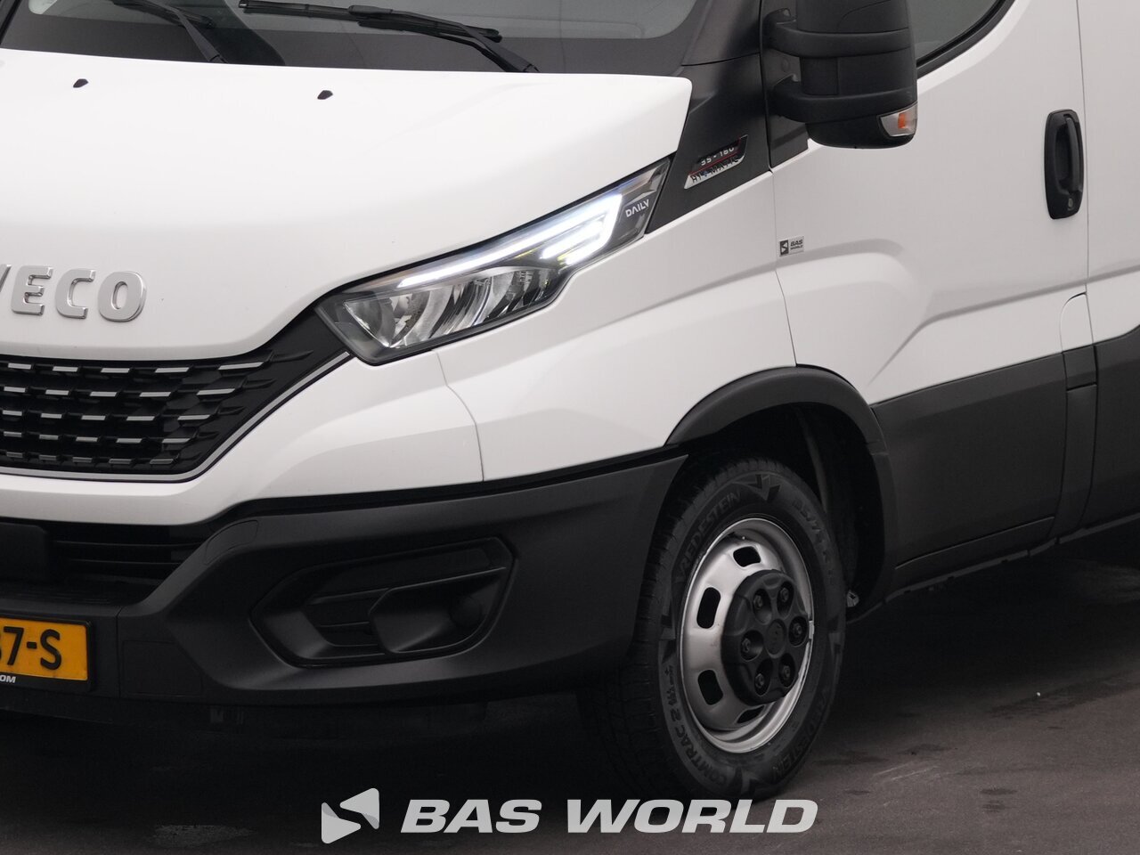 Other : Iveco Daily 35C18 Duba închisă