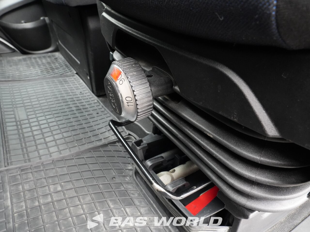 Other : Iveco Daily 35C18 Duba închisă