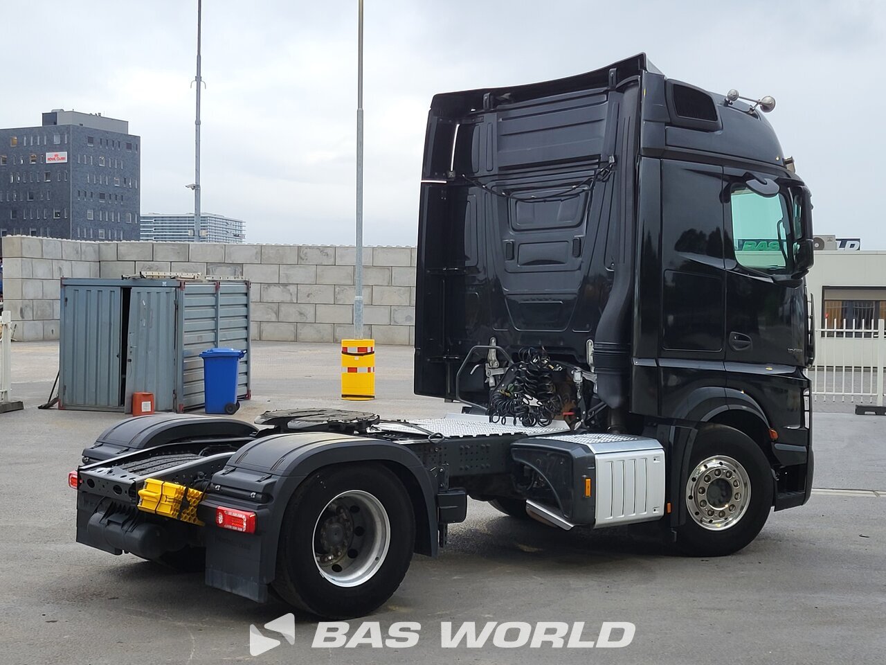 Other : Mercedes Actros L 1858 Vetopöytäauto