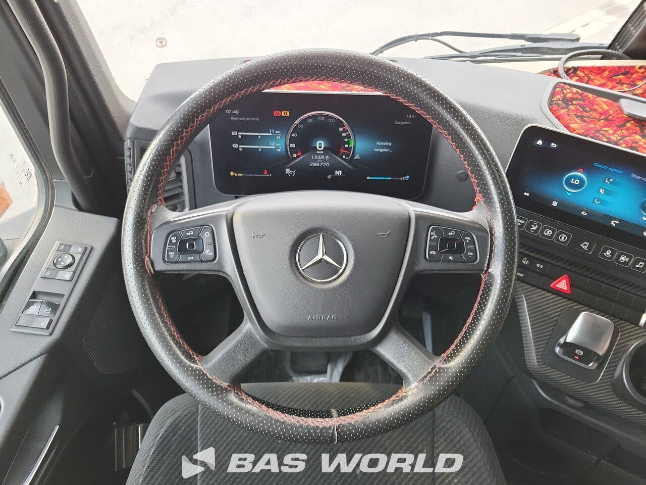 Other : Mercedes Actros L 1858 Vetopöytäauto