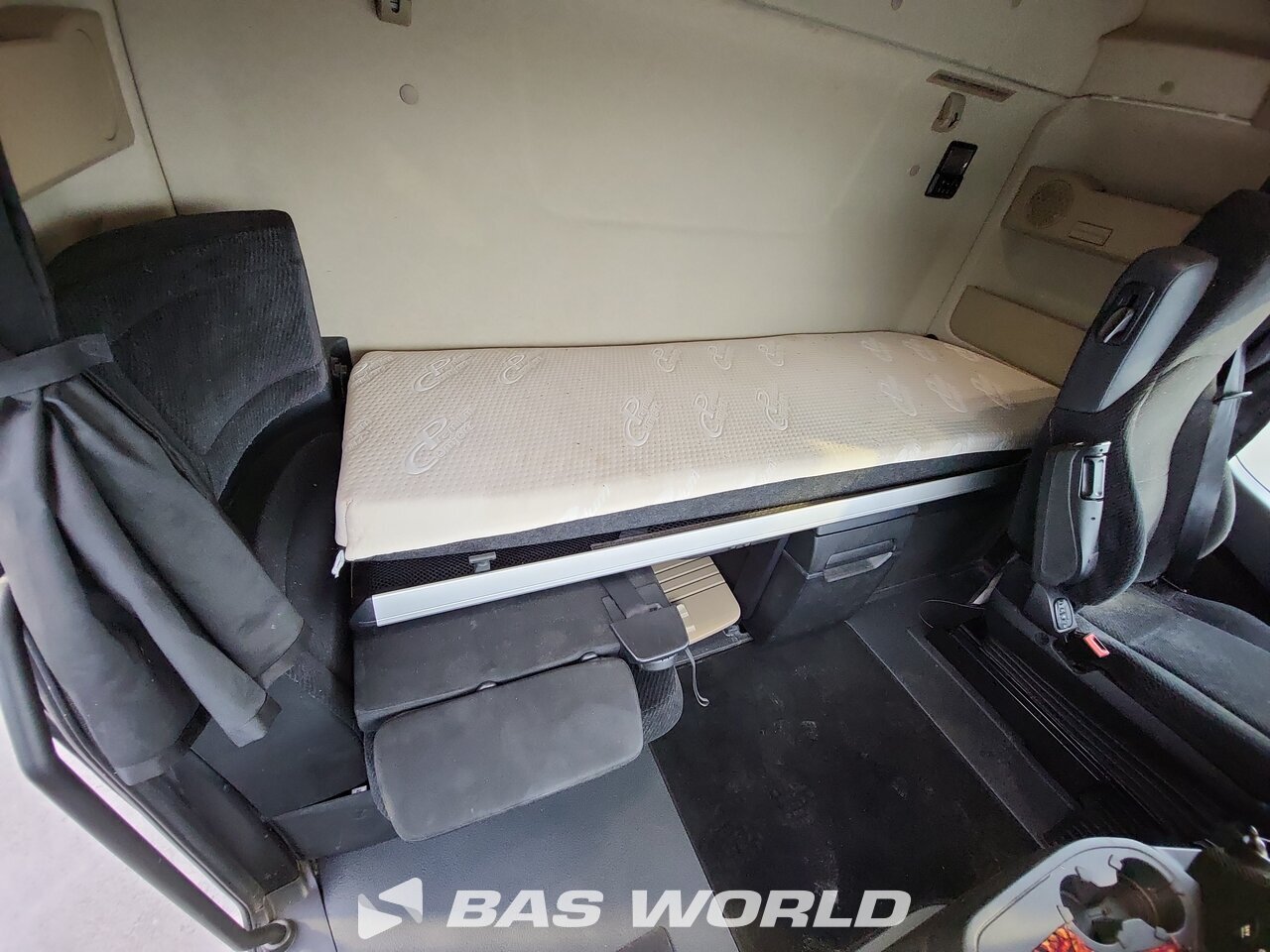 Other : Mercedes Actros L 1858 Vetopöytäauto