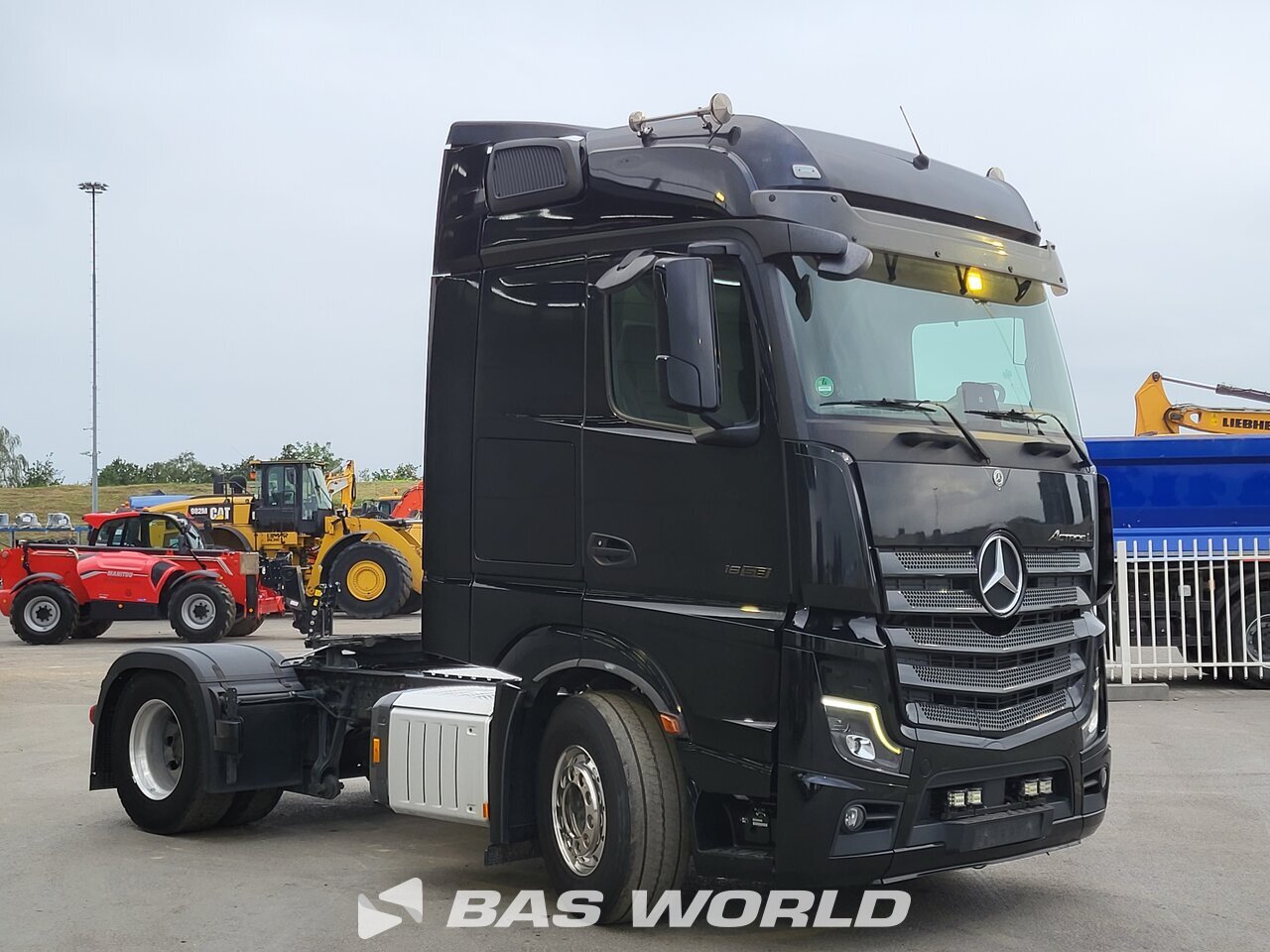 Other : Mercedes Actros L 1858 Vetopöytäauto