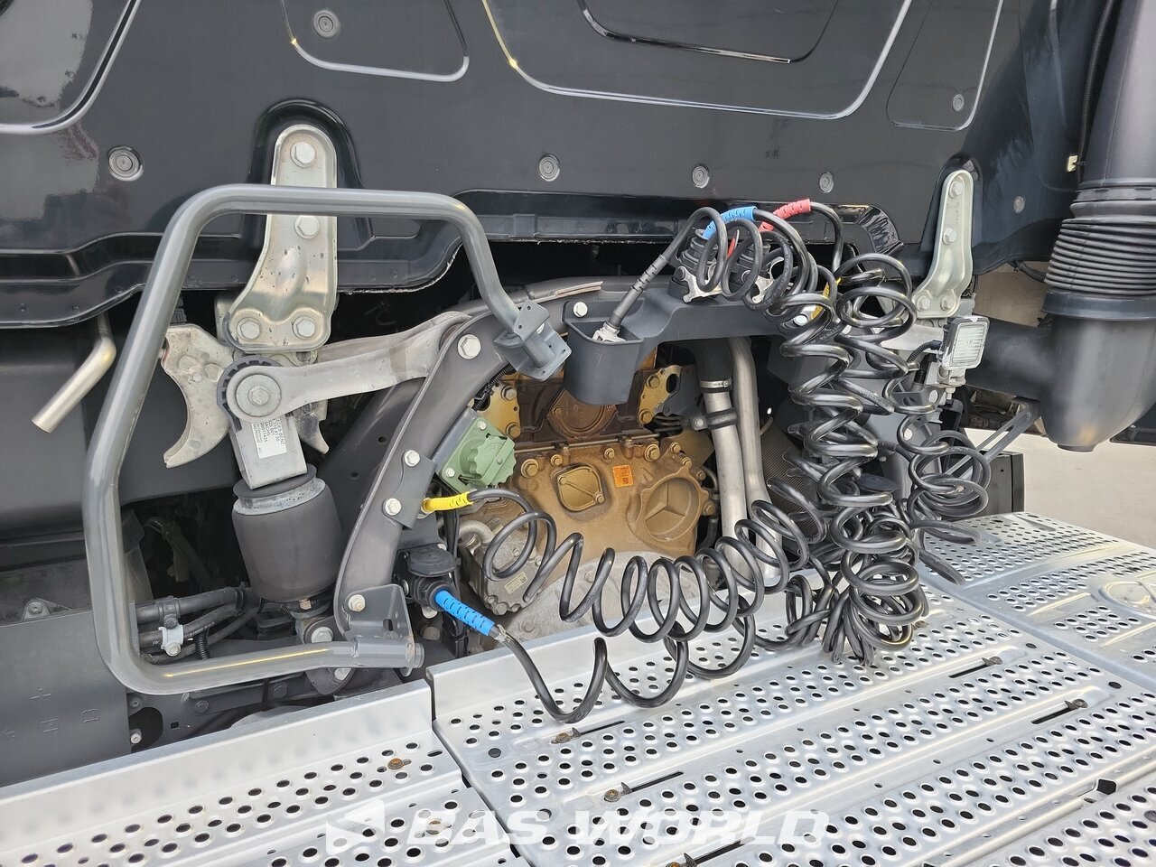 Other : Mercedes Actros L 1858 Vetopöytäauto