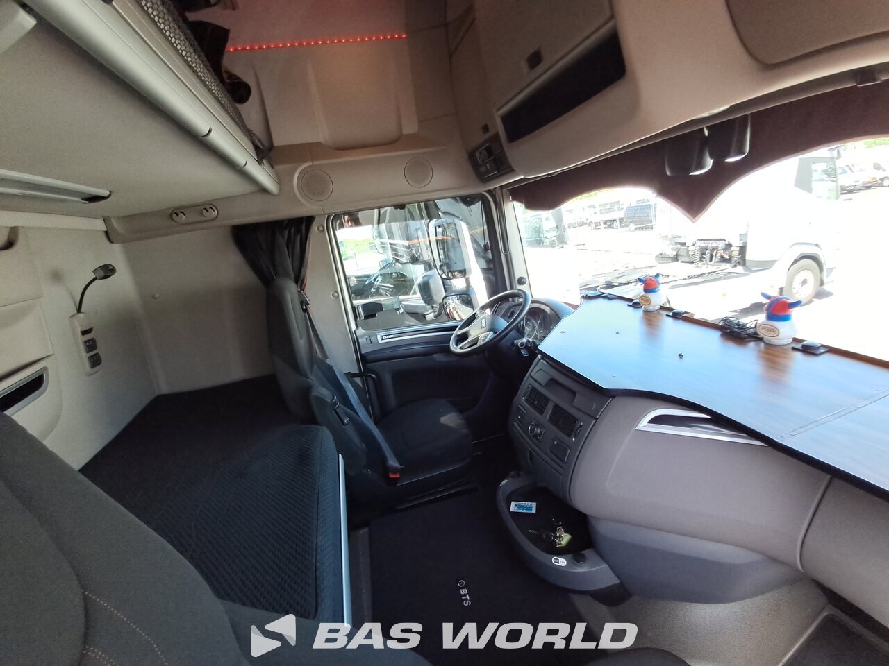 Other : DAF XF 530 tegljač