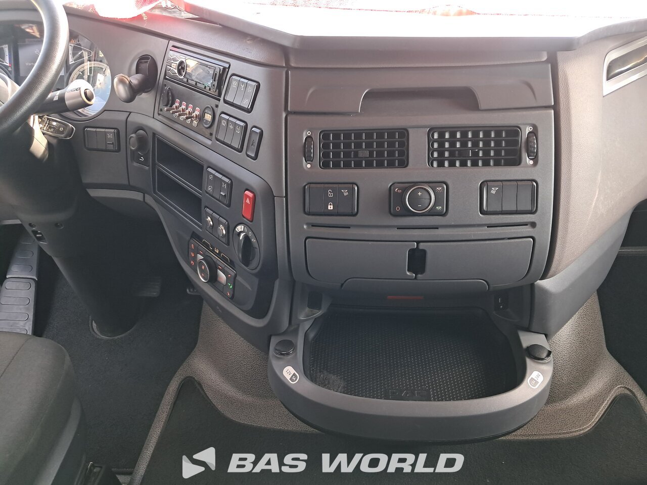 Other : DAF XF 530 tegljač