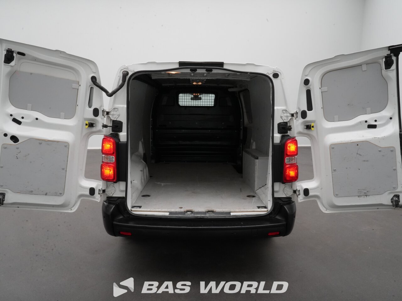 Other : Opel Vivaro 177PK Closed box van