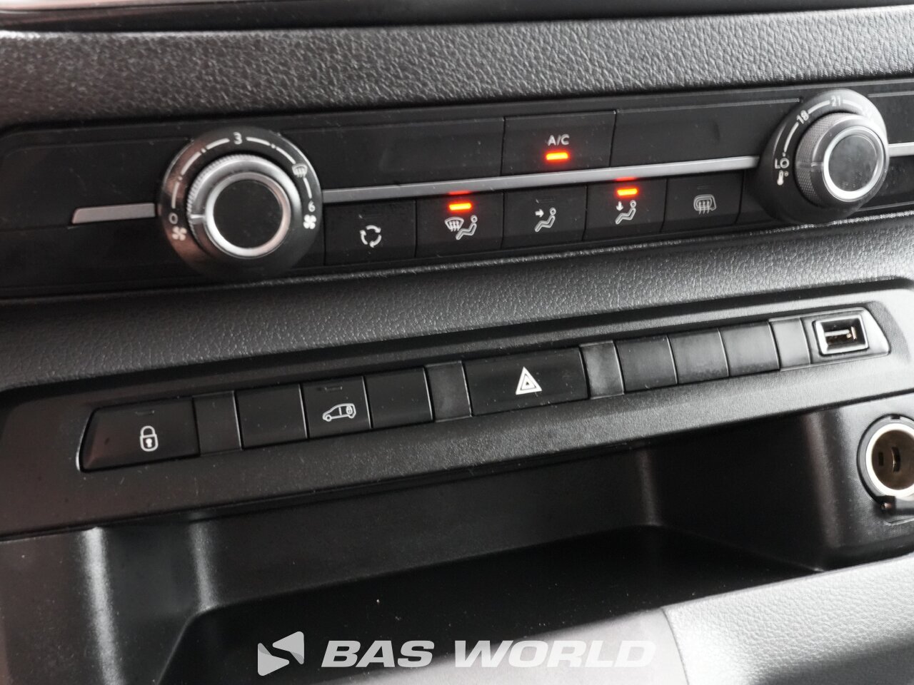 Other : Opel Vivaro 177PK Closed box van