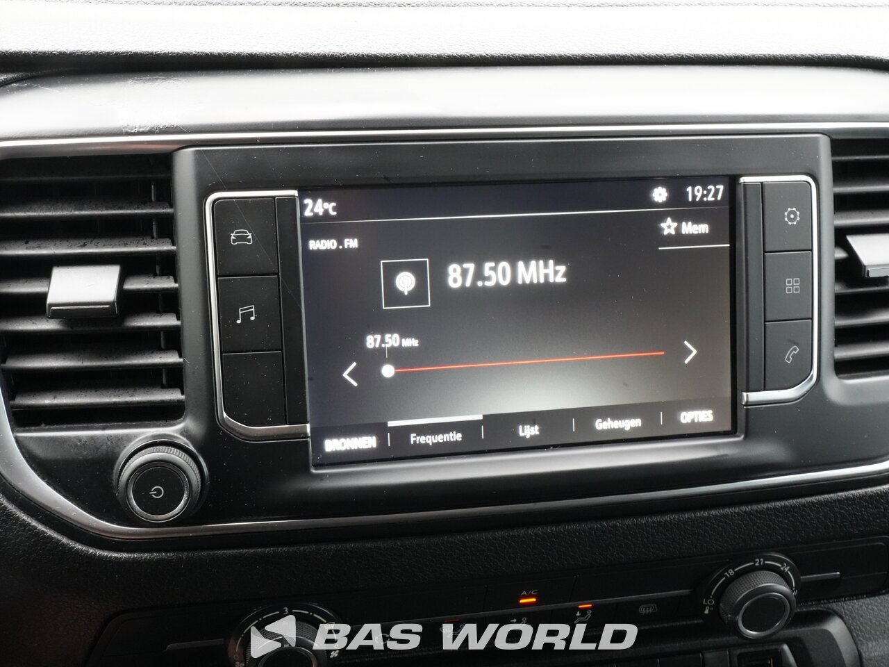 Other : Opel Vivaro 177PK Closed box van