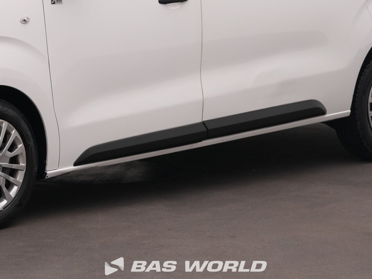 Other : Opel Vivaro 177PK Closed box van