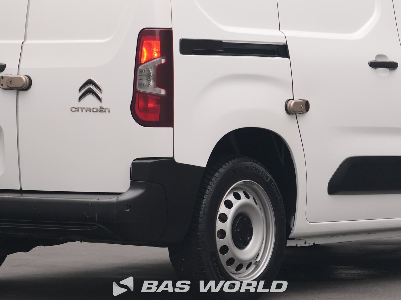 Other : Citroën Berlingo 130pk Furgoneta cerrada