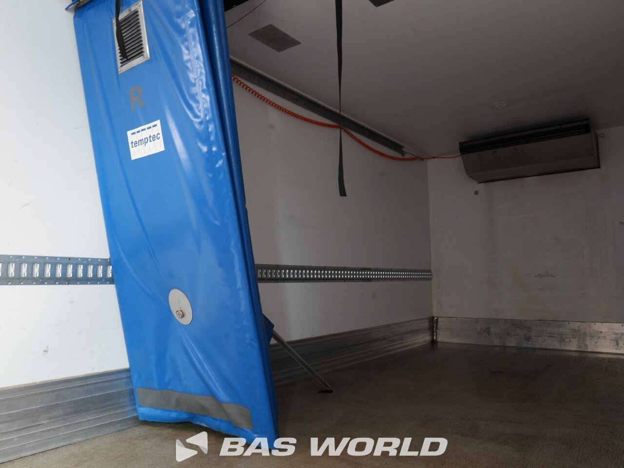 Other : Iveco Daily 72C21 شاحنة مبردة مغلقة