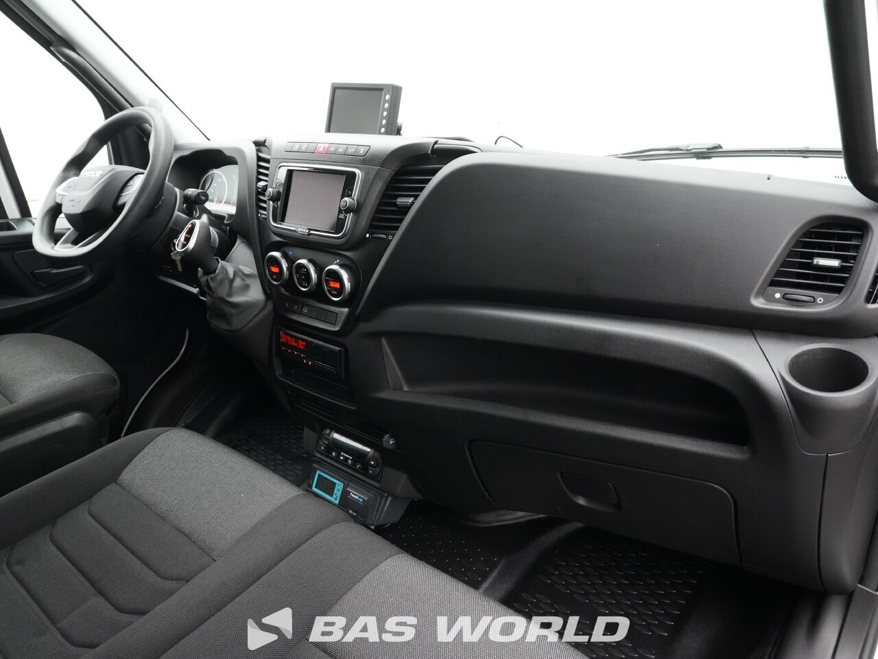 Other : Iveco Daily 72C21 شاحنة مبردة مغلقة