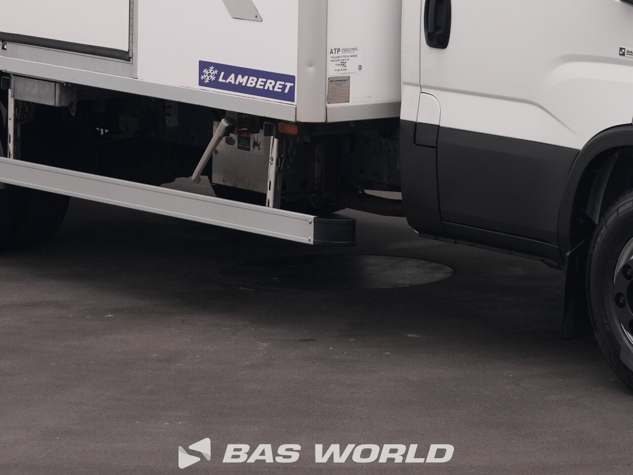 Other : Iveco Daily 72C21 شاحنة مبردة مغلقة