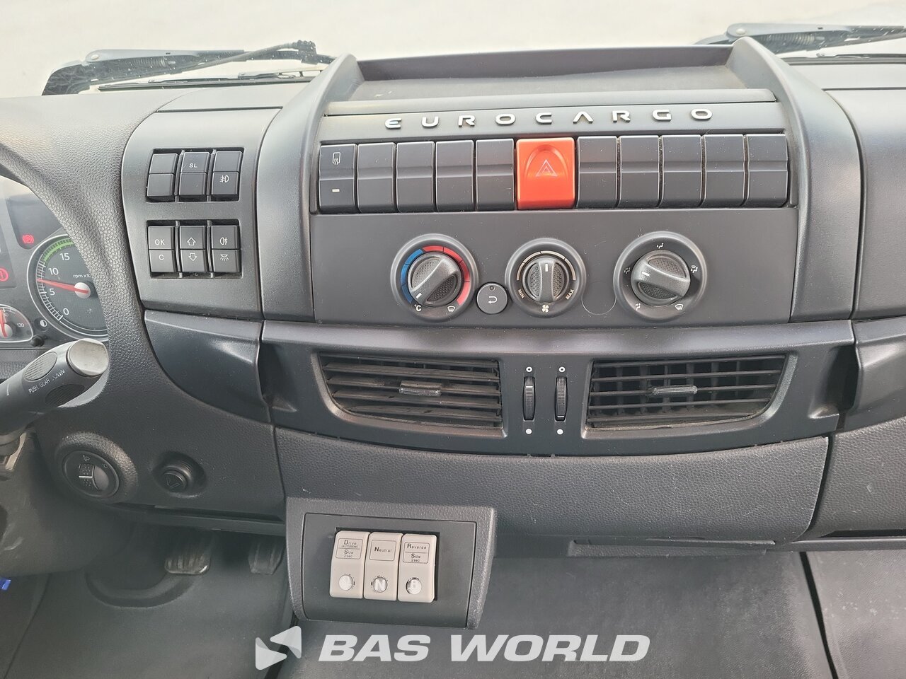 Other : Iveco Eurocargo 75E160 Camión lona corredera