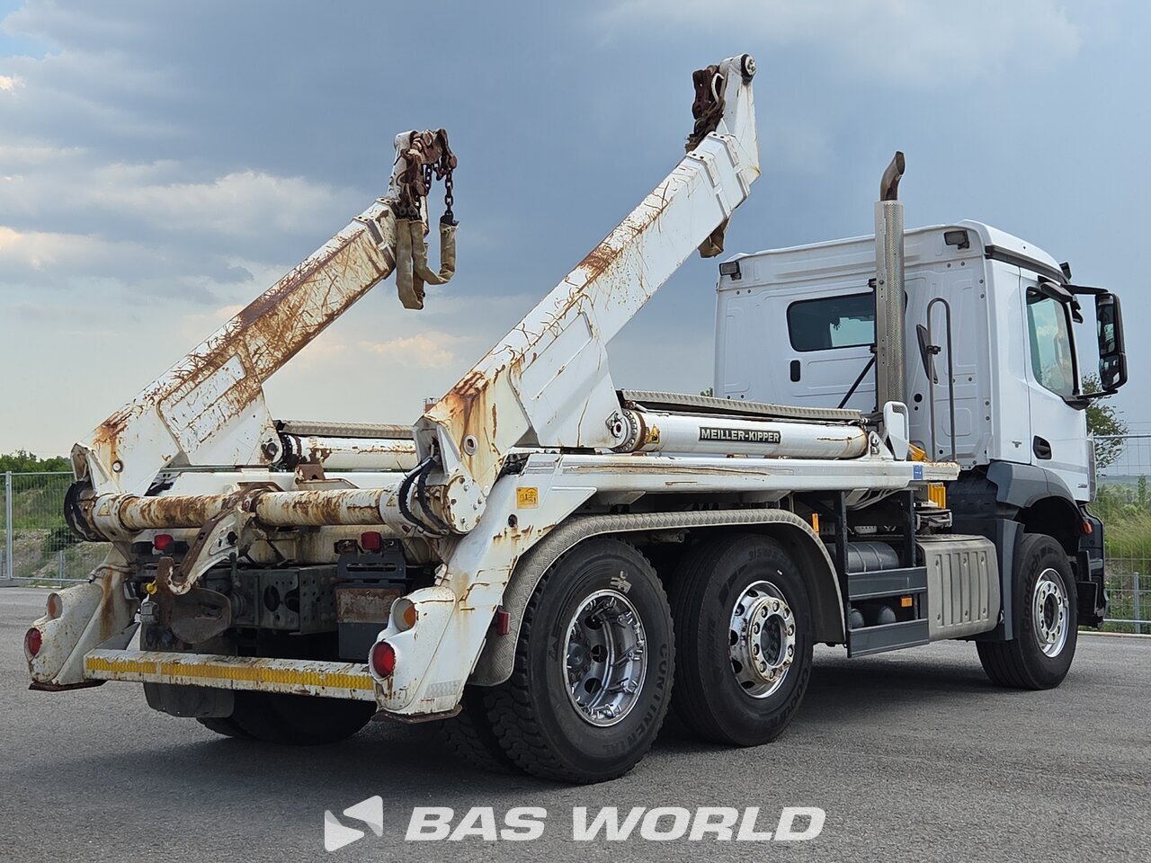 Other : Mercedes Actros 2533 Liftdumper