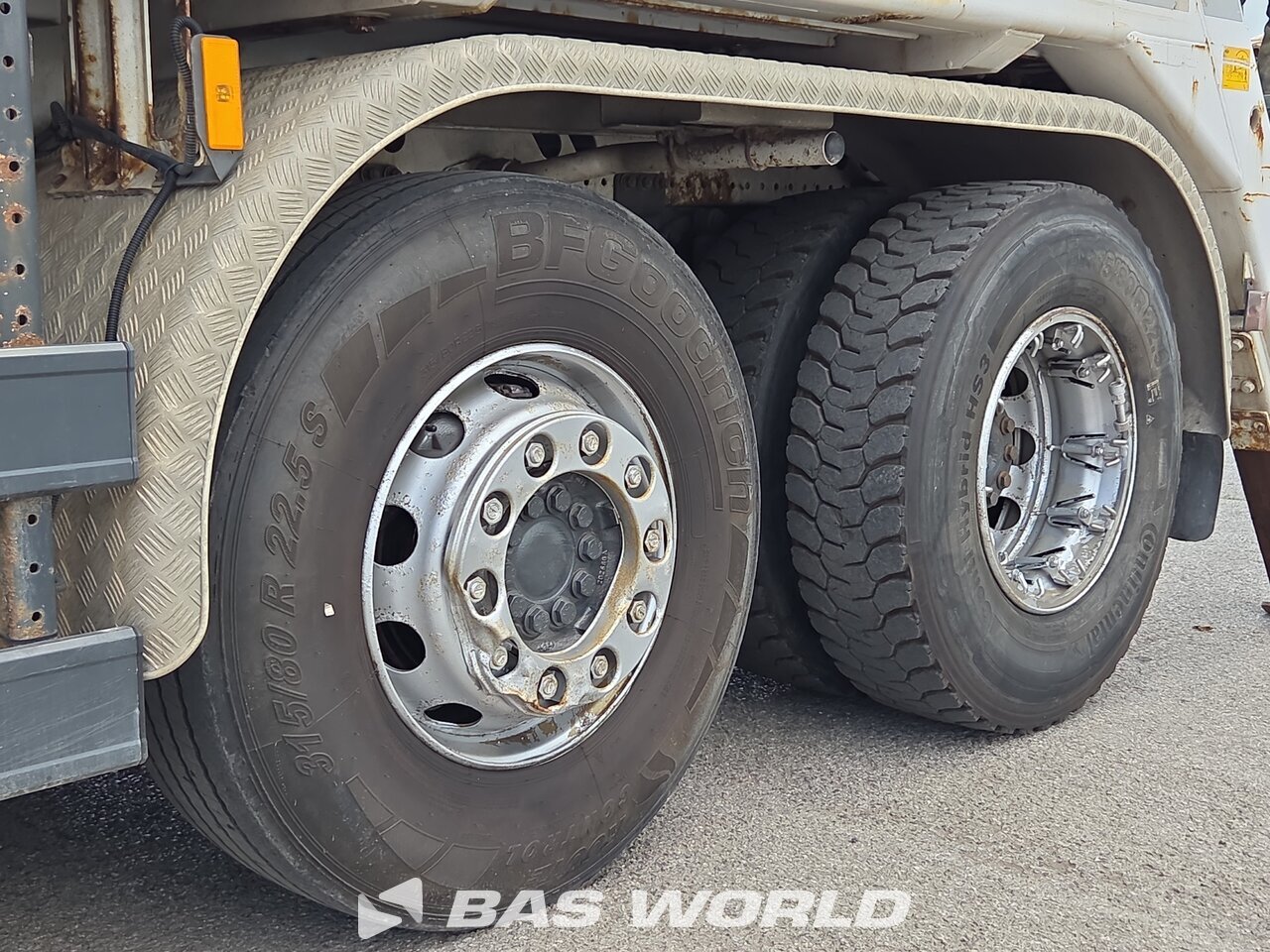 Hydraulics : Mercedes Actros 2533 Liftdumper