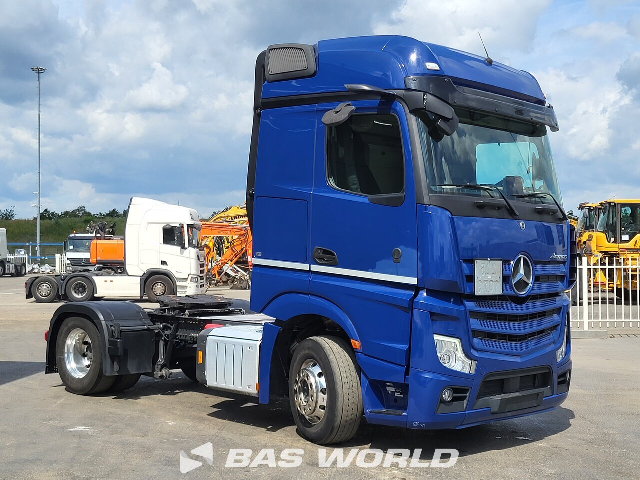 Other : Mercedes Actros 1846 Tractor