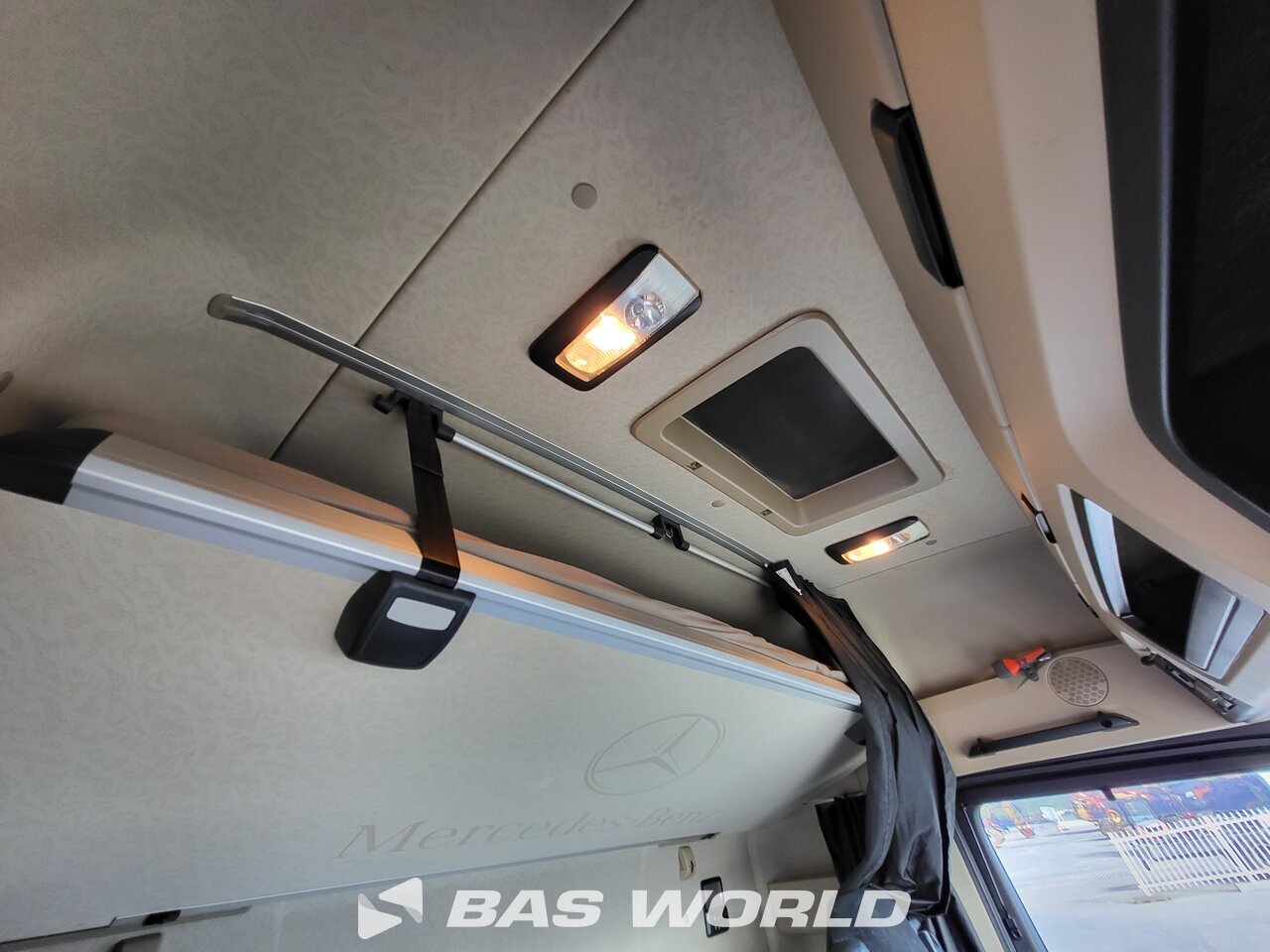 Other : Mercedes Actros 1846 Cap tractor