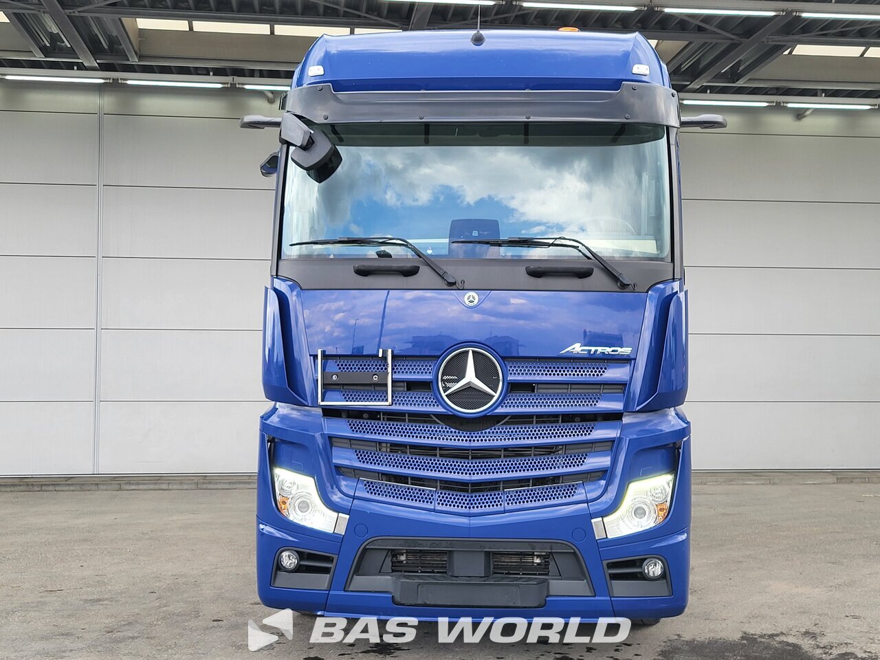 Other : Mercedes Actros 1846 Tractor