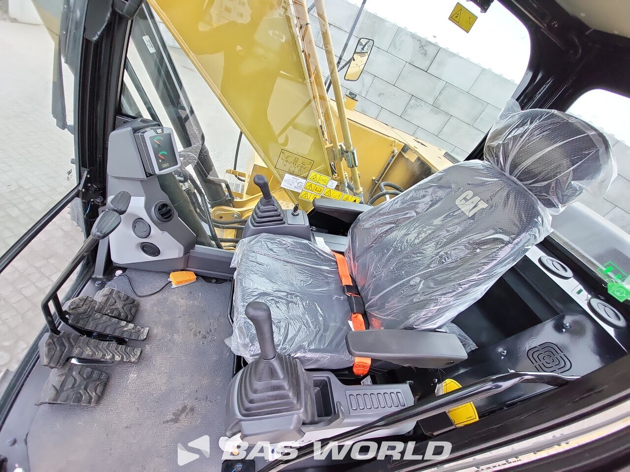 Other : Caterpillar 320 D3 GC حفارة مجنزرة
